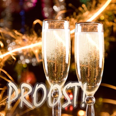 Nieuwjaarskaart met champagne glazen